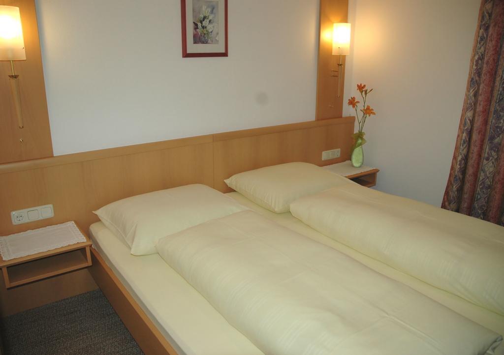 Appartements Vilsalp Tannheim Room photo